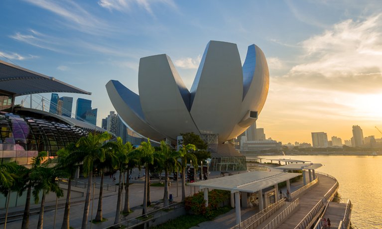 SINGAPORE'S NEW ART SCENE